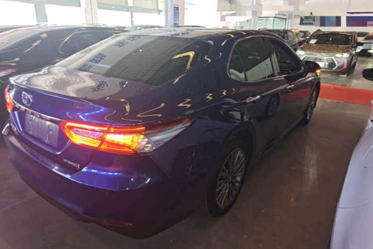 Used Toyota Camry 2018 Dual-Engine 2.5 HG Luxury Edition Rear Right 45 Deg