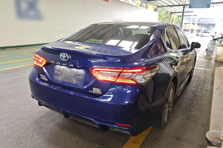 Used Toyota Camry 2018 Dual-Engine 2.5 HG Luxury Edition Rear Right 45 Deg