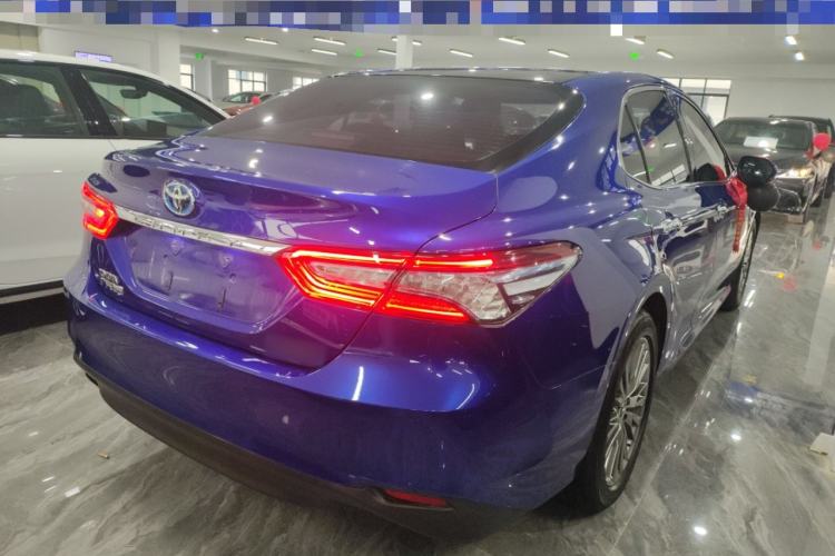 Used Toyota Camry 2018 Dual-Engine 2.5 HG Luxury Edition Rear Right 45 Deg