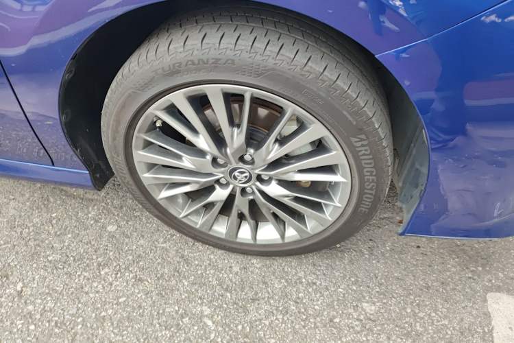 Used Toyota Camry 2018 Dual-Engine 2.5 HG Luxury Edition Right Front Wheel Hub