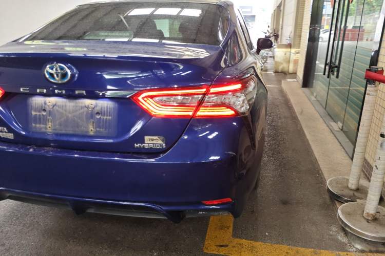 Used Toyota Camry 2018 Dual-Engine 2.5 HG Luxury Edition Right Rear Taillight