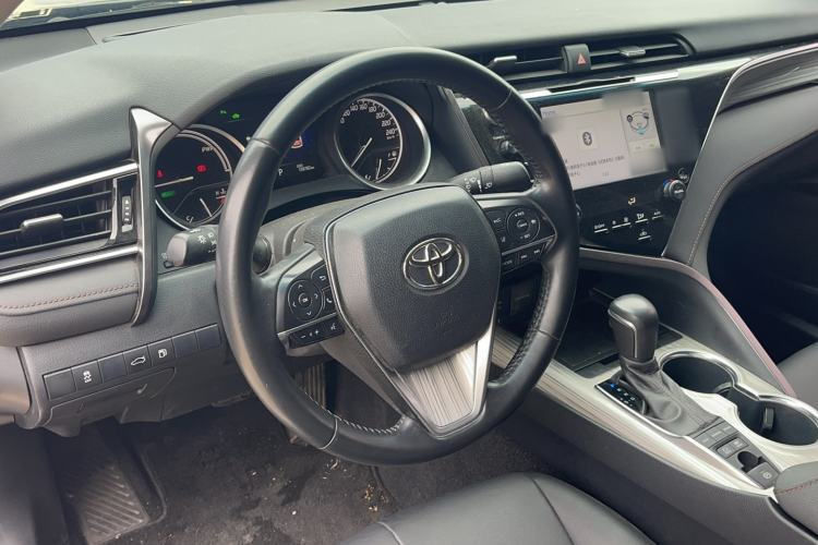 Used Toyota Camry 2018 Dual-Engine 2.5 HG Luxury Edition Steering Wheel