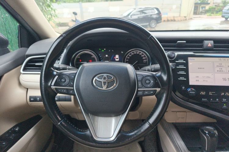 Used Toyota Camry 2018 Dual-Engine 2.5 HG Luxury Edition Steering Wheel