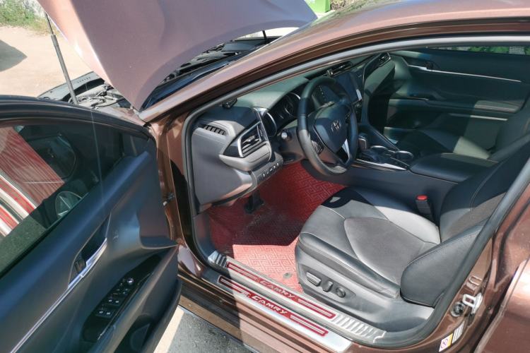 Used Toyota Camry 2018 2.0E Leading Edition Driver Seat