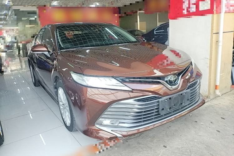 Used Toyota Camry 2018 2.5G Luxury Edition Front Right 45 Deg