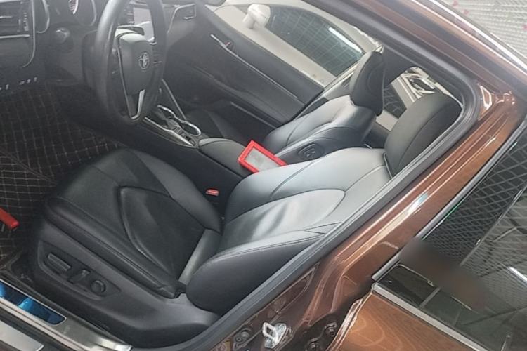 Used Toyota Camry 2018 2.5G Luxury Edition Left Front Seat