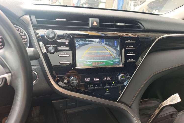 Used Toyota Camry 2018 2.0G Luxury Edition Audio And AC Panel