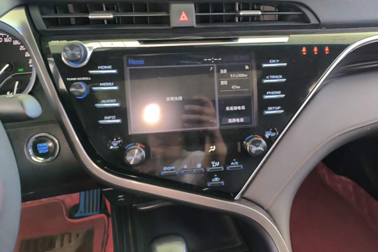 Used Toyota Camry 2018 2.5G Luxury Edition Audio And AC Panel