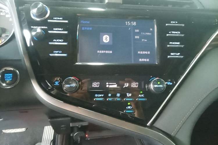 Used Toyota Camry 2018 2.0G Luxury Edition Audio And AC Panel