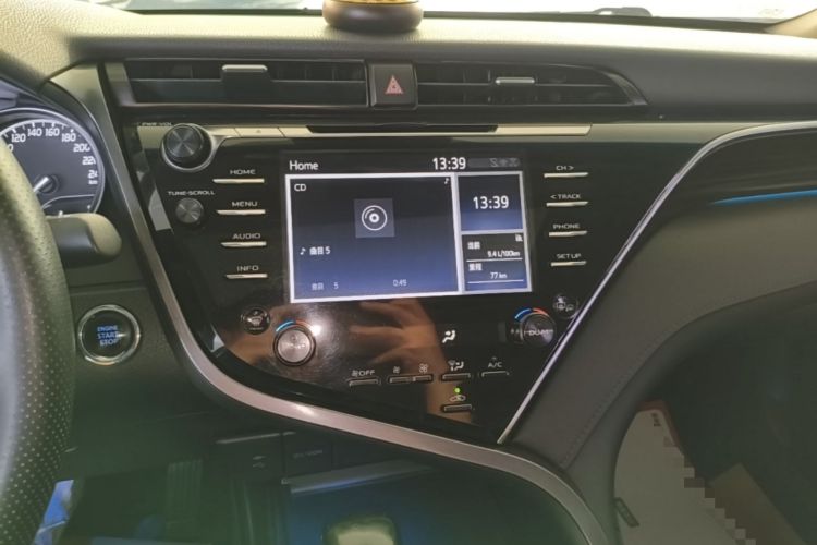 Used Toyota Camry 2018 2.5G Luxury Edition Audio And AC Panel