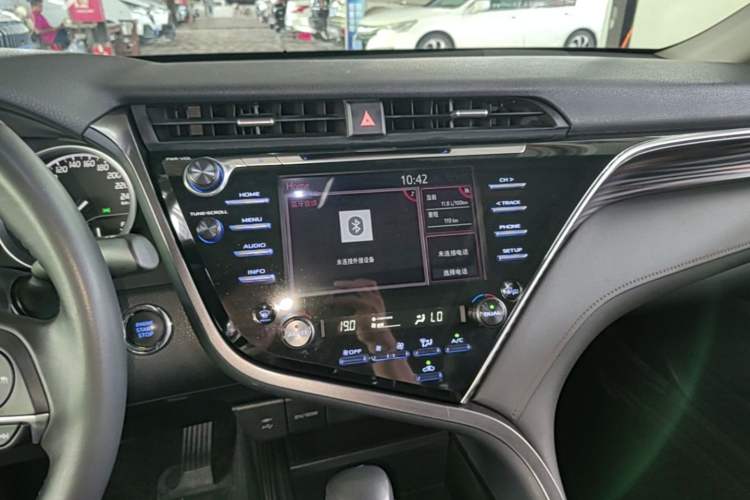Used Toyota Camry 2018 2.5G Luxury Edition Audio And AC Panel
