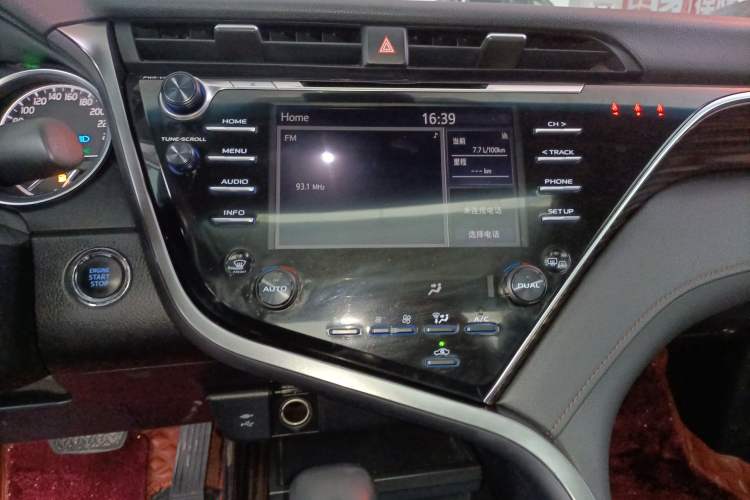 Used Toyota Camry 2018 2.5G Luxury Edition Audio And AC Panel