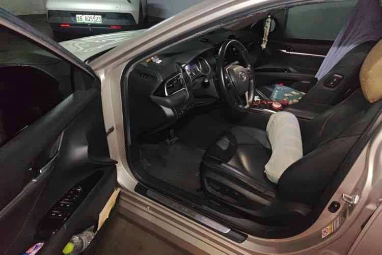 Used Toyota Camry 2018 2.5G Luxury Edition Driver Seat