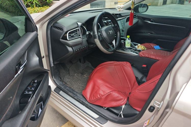Used Toyota Camry 2018 2.5G Luxury Edition Driver Seat