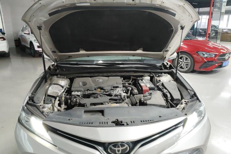 Used Toyota Camry 2018 2.5G Luxury Edition Engine Bay