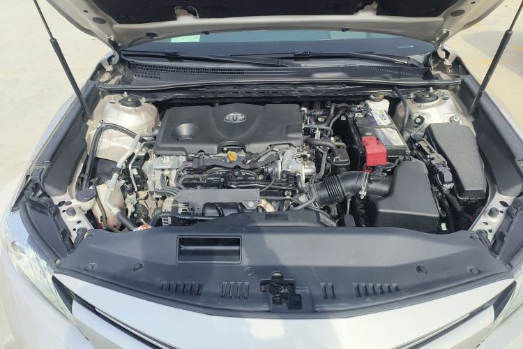 Used Toyota Camry 2018 2.5G Luxury Edition Engine Bay