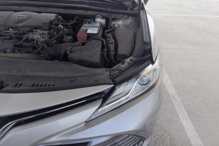Used Toyota Camry 2018 2.5G Luxury Edition Engine Bay Left