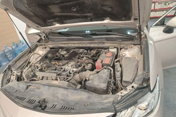 Used Toyota Camry 2018 2.5G Luxury Edition Engine Bay