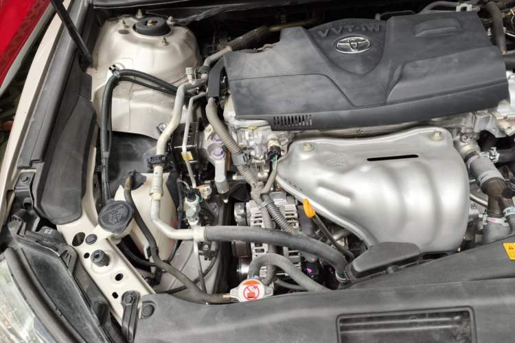 Used Toyota Camry 2018 2.0G Luxury Edition Engine Bay Right