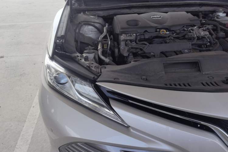 Used Toyota Camry 2018 2.5G Luxury Edition Engine Bay Right