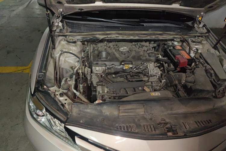 Used Toyota Camry 2018 2.5G Luxury Edition Engine Bay Right