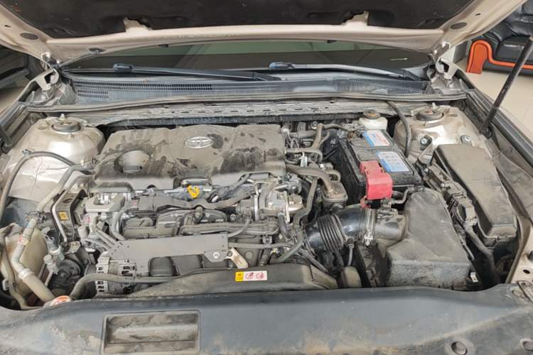 Used Toyota Camry 2018 2.5G Luxury Edition Engine Bay