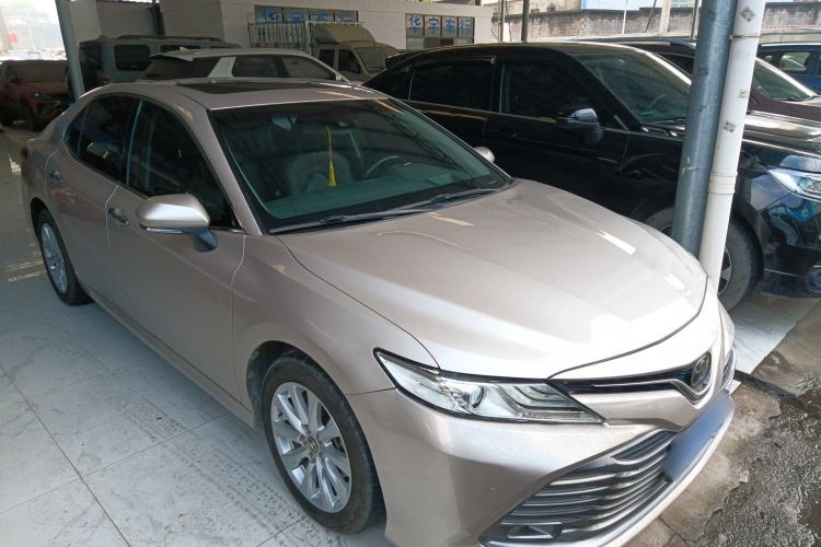 Used Toyota Camry 2018 2.0G Luxury Edition Exterior 1