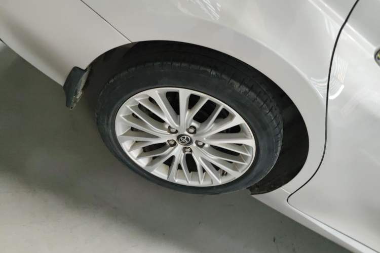 Used Toyota Camry 2018 2.5G Luxury Edition Exterior 5
