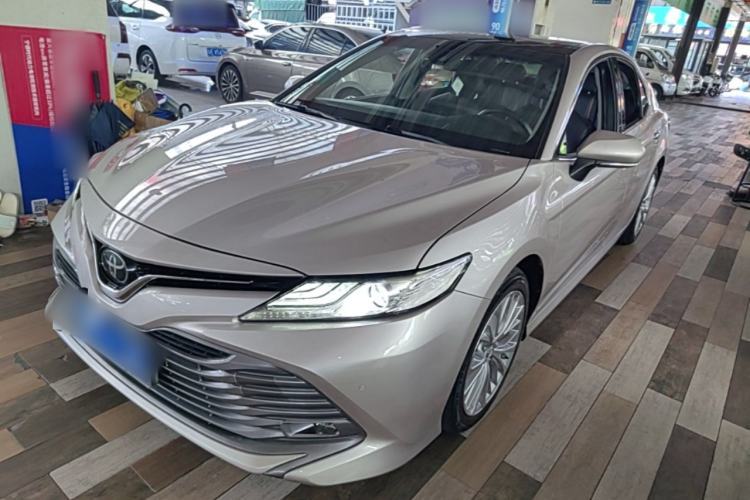 Used Toyota Camry 2018 2.5G Luxury Edition Guazi used car, China used car export, Used car for sale, Used cars, Cheapest cars for sale