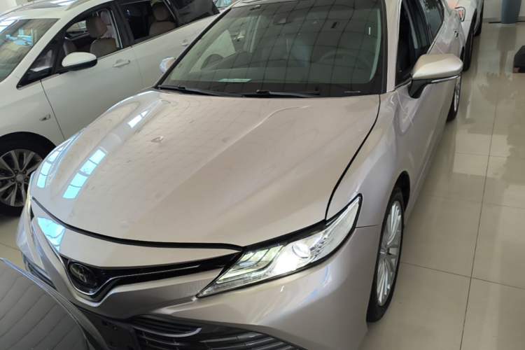 Used Toyota Camry 2018 2.5G Luxury Edition Front