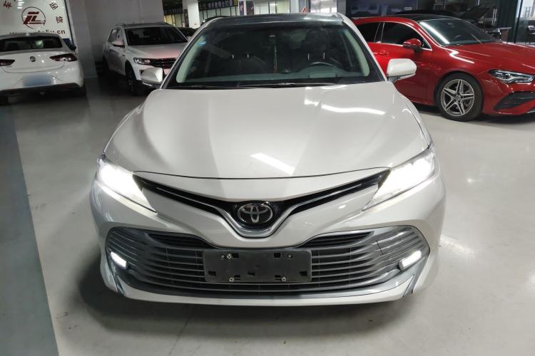 Used Toyota Camry 2018 2.5G Luxury Edition Front