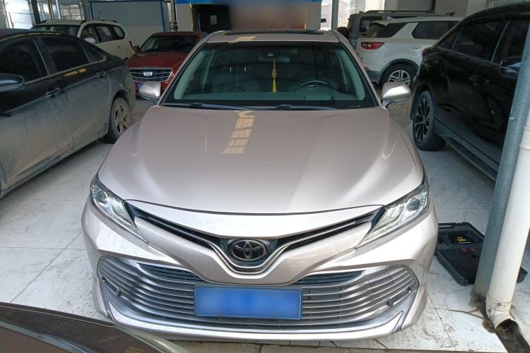 Used Toyota Camry 2018 2.0G Luxury Edition Front