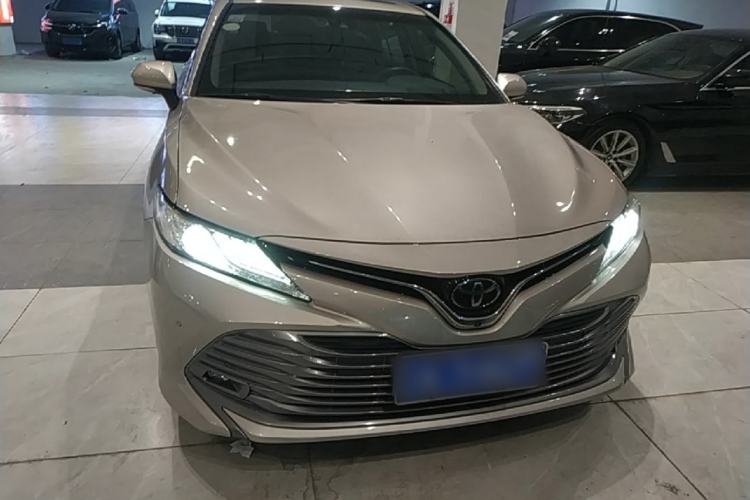 Used Toyota Camry 2018 2.0G Luxury Edition Front
