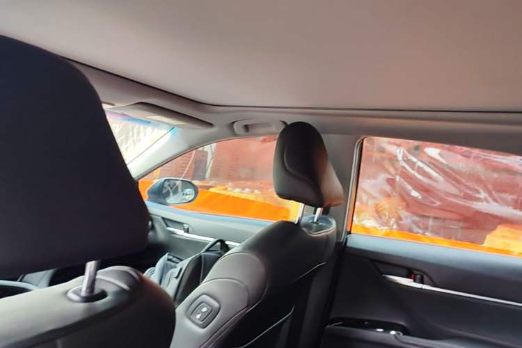 Used Toyota Camry 2018 2.5G Luxury Edition Headliner