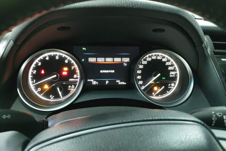 Used Toyota Camry 2018 2.5G Luxury Edition Instrument Cluster