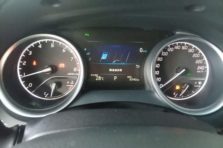 Used Toyota Camry 2018 2.0G Luxury Edition Instrument Cluster