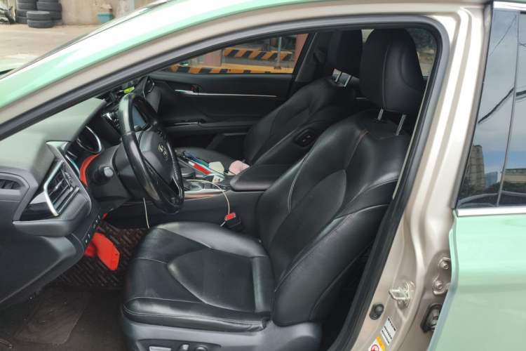 Used Toyota Camry 2018 2.0G Luxury Edition Left Front Seat