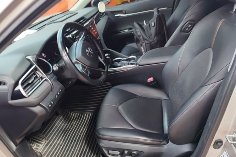 Used Toyota Camry 2018 2.5G Luxury Edition Left Front Seat