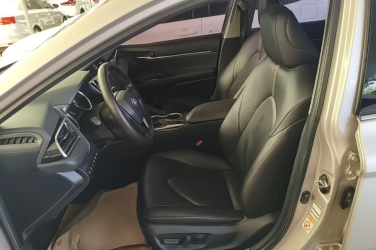 Used Toyota Camry 2018 2.5G Luxury Edition Left Front Seat