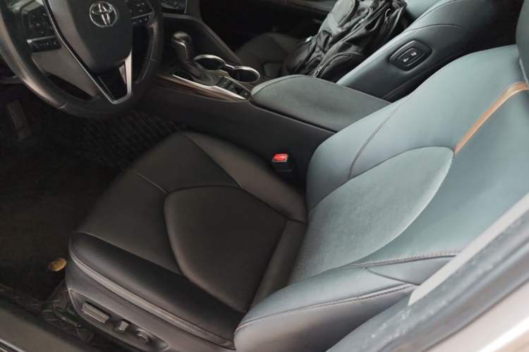 Used Toyota Camry 2018 2.5G Luxury Edition Left Front Seat