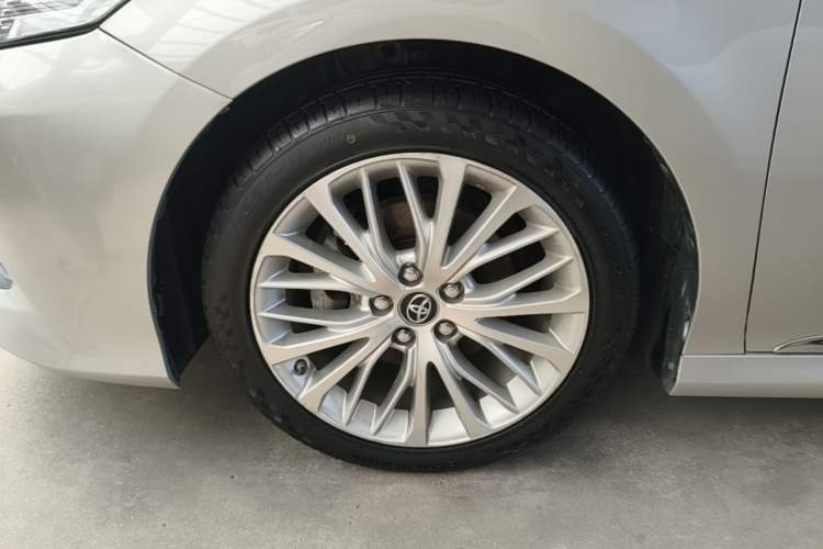 Used Toyota Camry 2018 2.5G Luxury Edition Left Front Wheel Hub