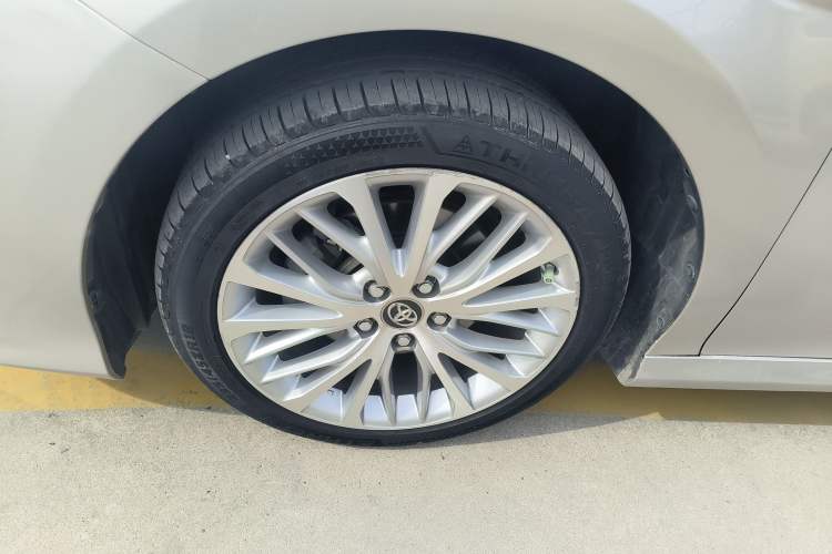 Used Toyota Camry 2018 2.5G Luxury Edition Left Front Wheel Hub