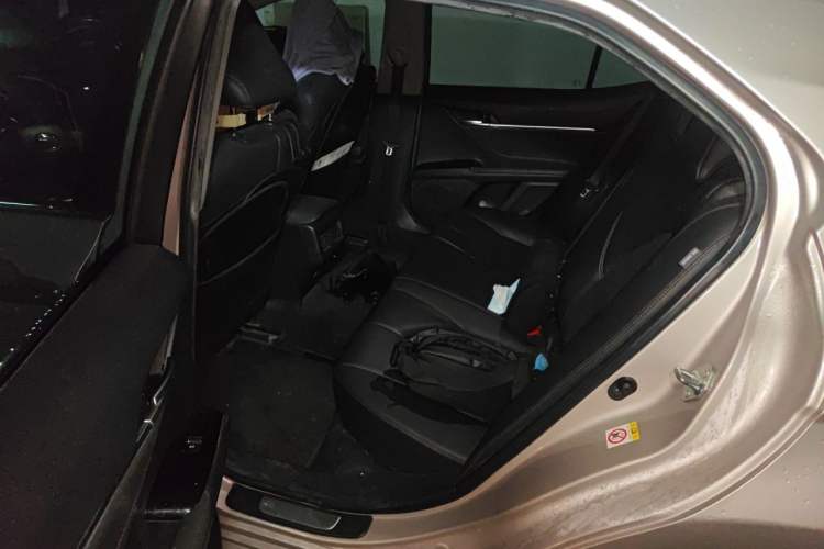 Used Toyota Camry 2018 2.5G Luxury Edition Left Rear Seat