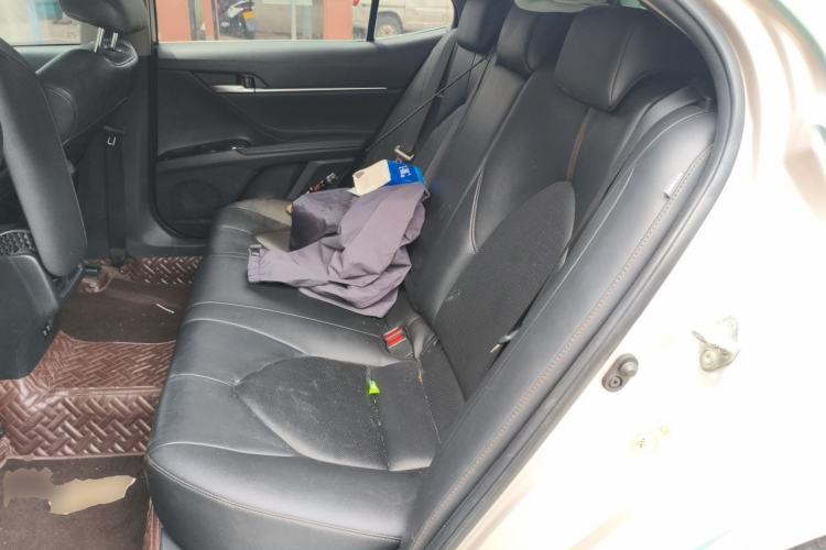 Used Toyota Camry 2018 2.0G Luxury Edition Left Rear Seat