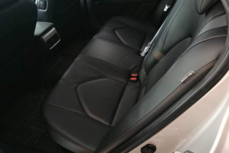 Used Toyota Camry 2018 Dual-Engine 2.5 HG Luxury Edition Left Rear Seat