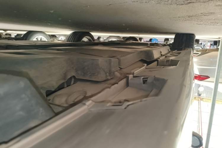 Used Toyota Camry 2018 2.5G Luxury Edition Left Side Sill