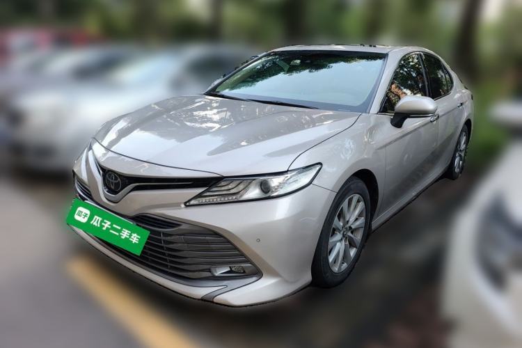 Used Toyota Camry 2018 2.0G Luxury Edition Guazi used car, China used car export, Used car for sale, Used  cars, Cheapest cars for sale