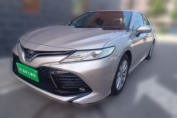 Used Toyota Camry 2018 2.0G Luxury Edition Guazi used car, China used car export, Used car for sale, Used cars, Cheapest cars for sale