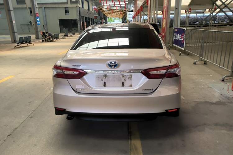 Used Toyota Camry 2018 Dual-Engine 2.5 HG Luxury Edition Rear