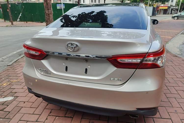 Used Toyota Camry 2018 2.5G Luxury Edition Rear